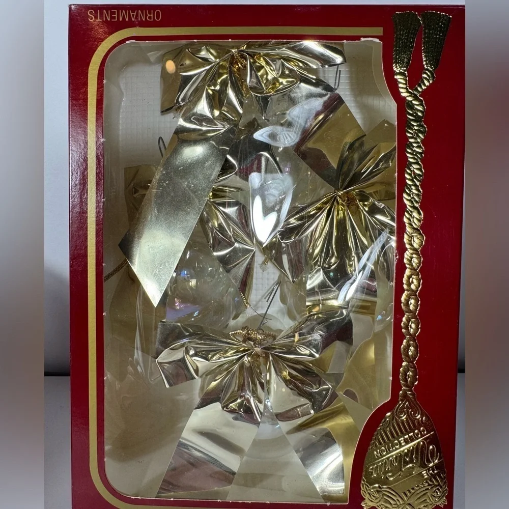 VTG Victoria Collection Embellished Red Gold Christmas Glass Balls Ornaments